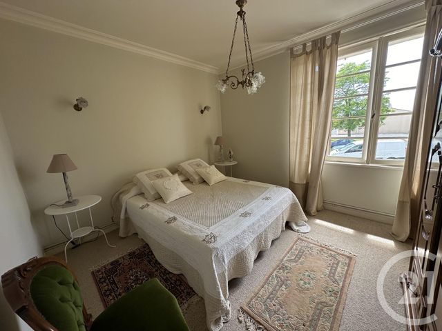 Maison à vendre - 7 pièces - 150 m2 - Saujon - 17 - POITOU-CHARENTES