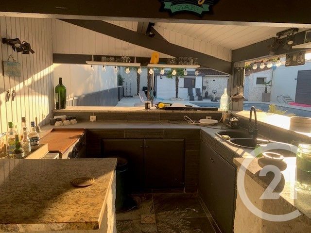 Maison à vendre - 9 pièces - 244,95 m2 - Saujon - 17 - POITOU-CHARENTES