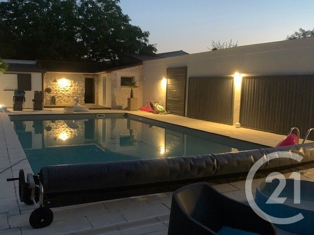 Maison à vendre - 9 pièces - 244,95 m2 - Saujon - 17 - POITOU-CHARENTES