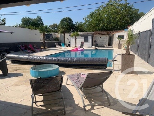 Maison à vendre - 9 pièces - 244,95 m2 - Saujon - 17 - POITOU-CHARENTES