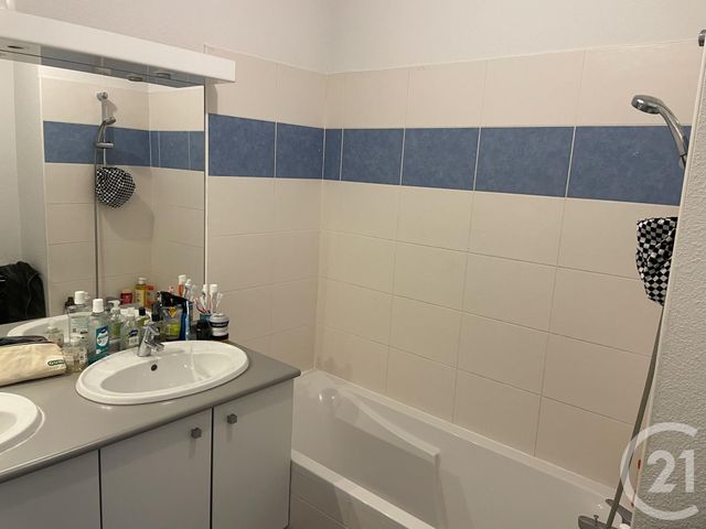 Appartement T3 à vendre - 3 pièces - 62 m2 - Royan - 17 - POITOU-CHARENTES