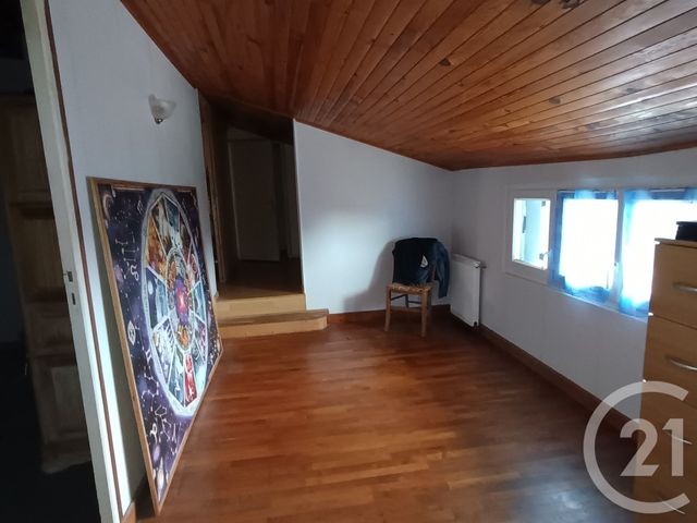 Maison à vendre - 5 pièces - 171,85 m2 - Chenac St Seurin D Uzet - 17 - POITOU-CHARENTES