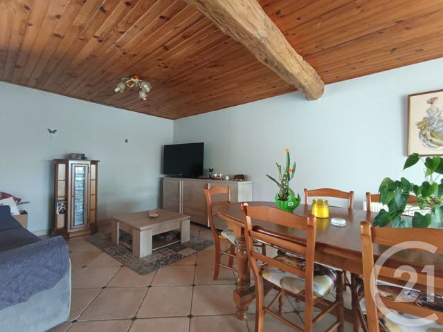 Maison à vendre - 5 pièces - 171,85 m2 - Chenac St Seurin D Uzet - 17 - POITOU-CHARENTES