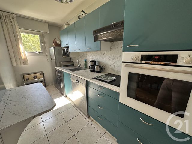 Appartement F3 à vendre - 3 pièces - 72,18 m2 - Royan - 17 - POITOU-CHARENTES