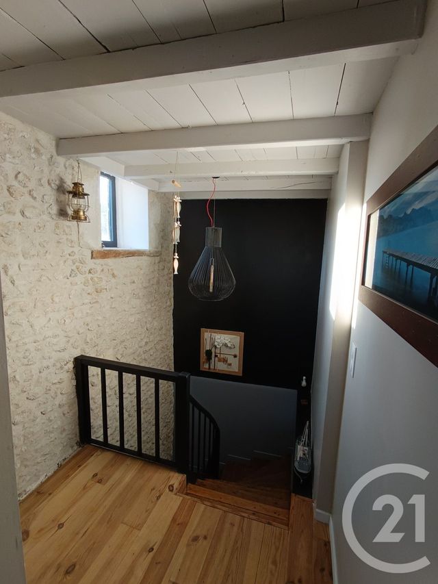Maison à vendre - 5 pièces - 152,97 m2 - Chenac St Seurin D Uzet - 17 - POITOU-CHARENTES