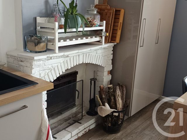 Maison à vendre - 5 pièces - 152,97 m2 - Chenac St Seurin D Uzet - 17 - POITOU-CHARENTES