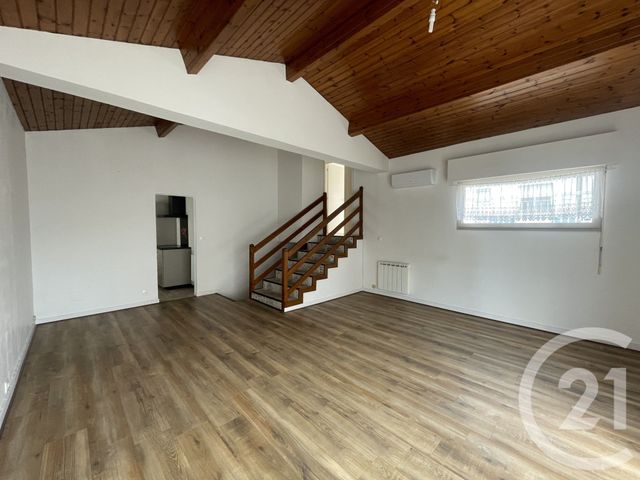 Appartement T3 à vendre - 3 pièces - 111,62 m2 - Royan - 17 - POITOU-CHARENTES