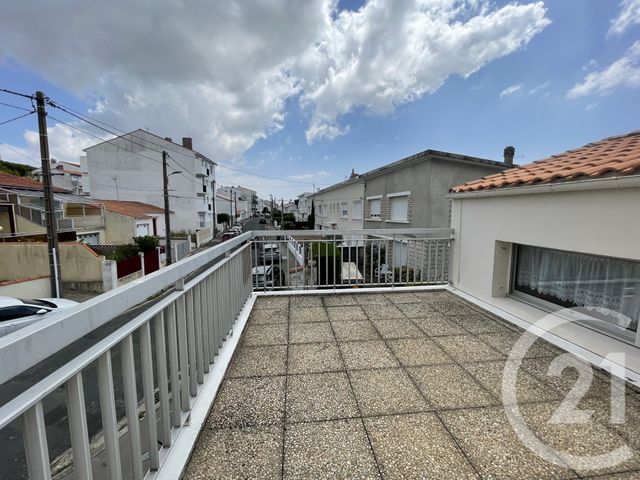 Appartement T3 à vendre - 3 pièces - 111,62 m2 - Royan - 17 - POITOU-CHARENTES