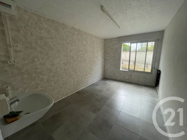 Appartement T3 à vendre - 3 pièces - 111,62 m2 - Royan - 17 - POITOU-CHARENTES