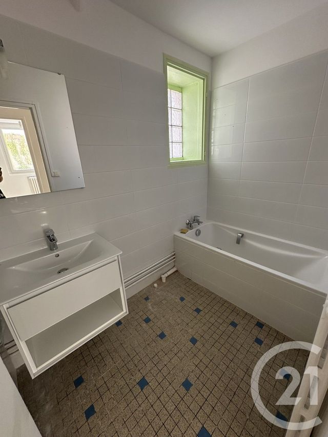 Maison à vendre - 7 pièces - 133,70 m2 - Royan - 17 - POITOU-CHARENTES