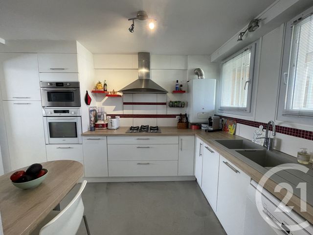 Appartement T4 à vendre - 4 pièces - 116,61 m2 - Royan - 17 - POITOU-CHARENTES