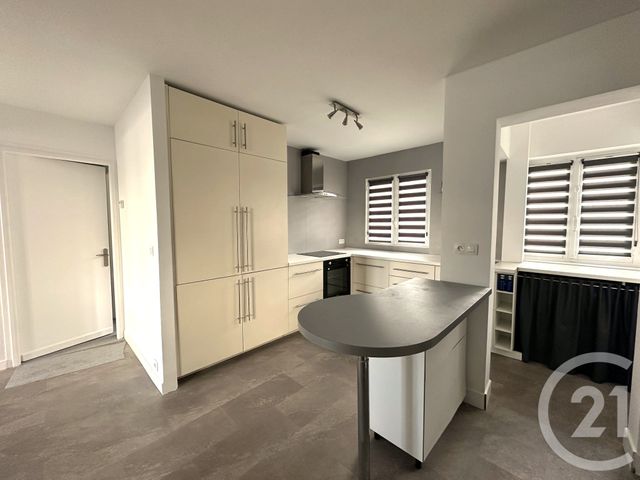 Appartement F5 &agrave; vendre - 5 pi&egrave;ces - 93,86 m2 - Royan - 17 - POITOU-CHARENTES