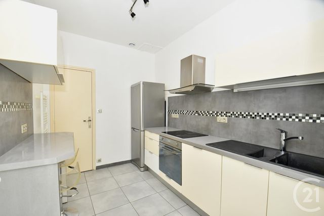 Maison &agrave; louer - 4 pi&egrave;ces - 85,78 m2 - Royan - 17 - POITOU-CHARENTES