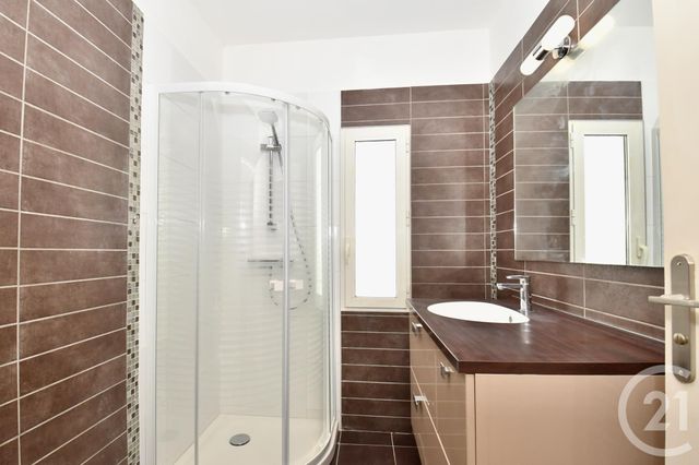 Maison &agrave; louer - 4 pi&egrave;ces - 85,78 m2 - Royan - 17 - POITOU-CHARENTES