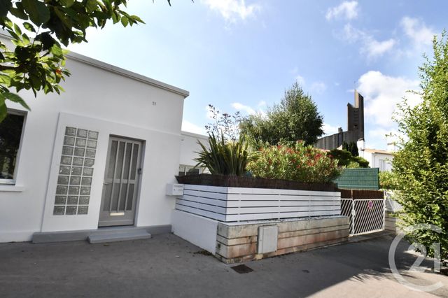 Maison &agrave; louer - 4 pi&egrave;ces - 85,78 m2 - Royan - 17 - POITOU-CHARENTES