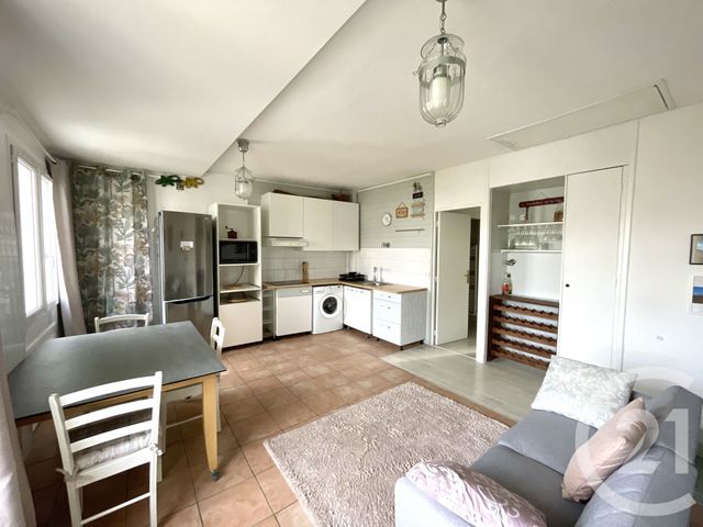 Appartement T3 &agrave; vendre - 3 pi&egrave;ces - 52,19 m2 - Royan - 17 - POITOU-CHARENTES