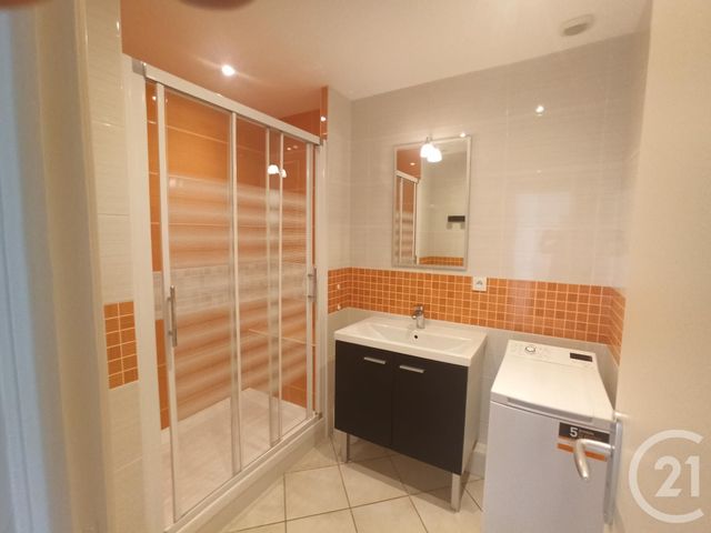 Appartement F2 &agrave; louer - 2 pi&egrave;ces - 59,37 m2 - St Georges De Didonne - 17 - POITOU-CHARENTES