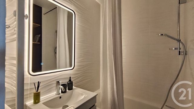 Appartement F1 &agrave; louer - 1 pi&egrave;ce - 21,47 m2 - Royan - 17 - POITOU-CHARENTES