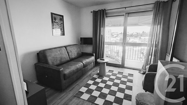 Appartement F1 &agrave; louer - 1 pi&egrave;ce - 21,47 m2 - Royan - 17 - POITOU-CHARENTES