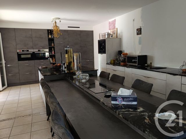 Maison &agrave; vendre - 6 pi&egrave;ces - 159,73 m2 - Ste Gemme - 17 - POITOU-CHARENTES