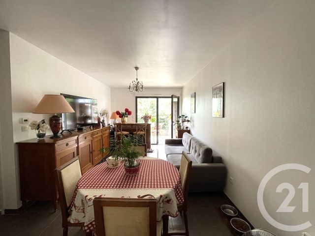 Appartement T2 &agrave; louer - 2 pi&egrave;ces - 42,77 m2 - Royan - 17 - POITOU-CHARENTES