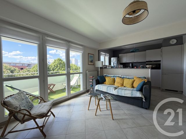 Appartement F3 &agrave; vendre - 3 pi&egrave;ces - 60,84 m2 - Royan - 17 - POITOU-CHARENTES