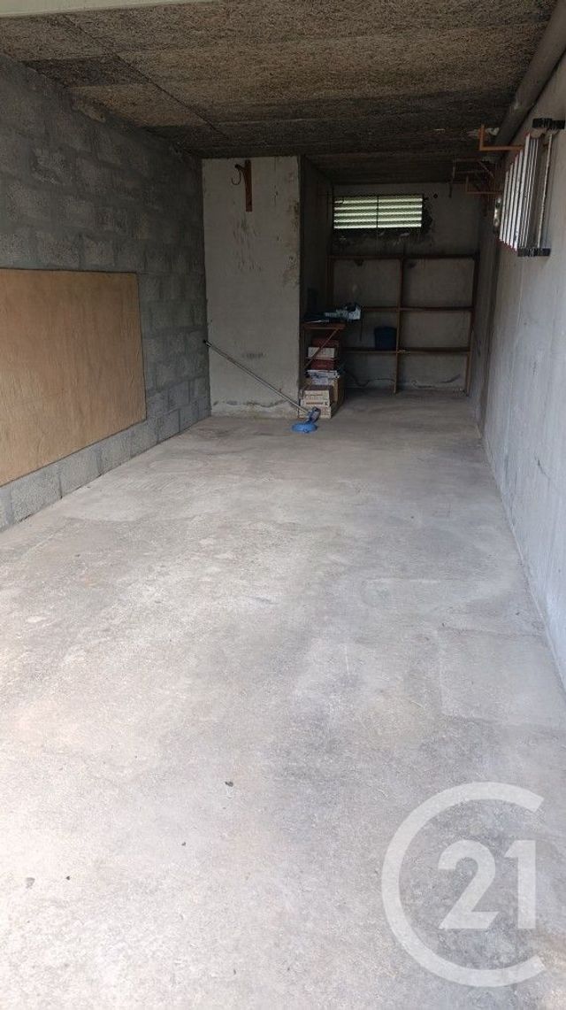 Parking &agrave; louer - 17,85 m2 - Royan - 17 - POITOU-CHARENTES