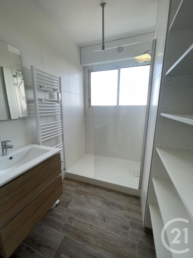 Appartement F3 &agrave; louer - 3 pi&egrave;ces - 63,49 m2 - St Georges De Didonne - 17 - POITOU-CHARENTES