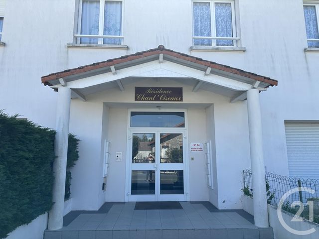 Appartement F3 &agrave; louer - 3 pi&egrave;ces - 66,73 m2 - Royan - 17 - POITOU-CHARENTES