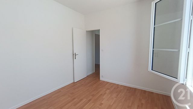Appartement F3 &agrave; louer - 3 pi&egrave;ces - 66,73 m2 - Royan - 17 - POITOU-CHARENTES