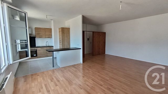 Appartement F3 &agrave; louer - 3 pi&egrave;ces - 66,73 m2 - Royan - 17 - POITOU-CHARENTES