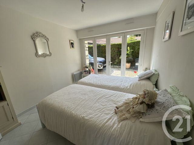 Appartement F5 &agrave; vendre - 5 pi&egrave;ces - 135,70 m2 - Royan - 17 - POITOU-CHARENTES