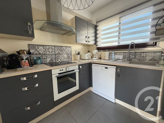 Appartement F3 &agrave; vendre - 3 pi&egrave;ces - 55,83 m2 - Royan - 17 - POITOU-CHARENTES