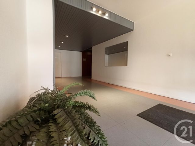 Appartement F1 &agrave; louer - 1 pi&egrave;ce - 23,88 m2 - St Georges De Didonne - 17 - POITOU-CHARENTES