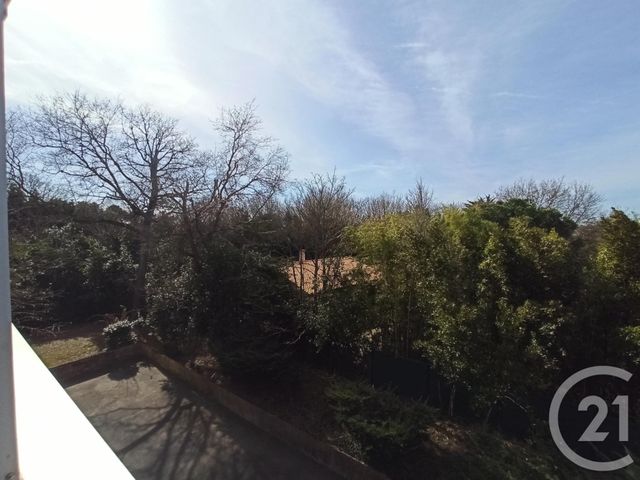 Appartement F1 &agrave; louer - 1 pi&egrave;ce - 23,88 m2 - St Georges De Didonne - 17 - POITOU-CHARENTES