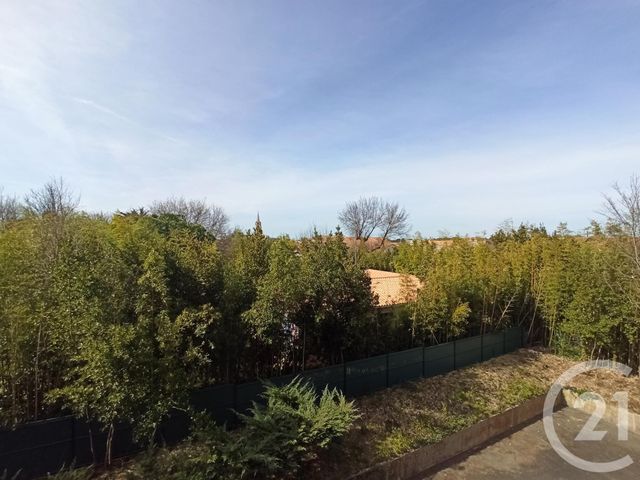 Appartement F1 &agrave; louer - 1 pi&egrave;ce - 23,88 m2 - St Georges De Didonne - 17 - POITOU-CHARENTES