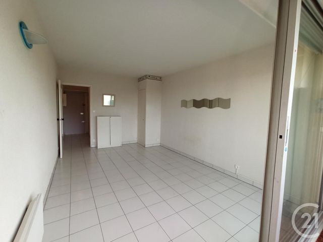 Appartement F1 &agrave; louer - 1 pi&egrave;ce - 23,88 m2 - St Georges De Didonne - 17 - POITOU-CHARENTES