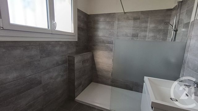 Maison &agrave; louer - 5 pi&egrave;ces - 145,44 m2 - St Georges De Didonne - 17 - POITOU-CHARENTES