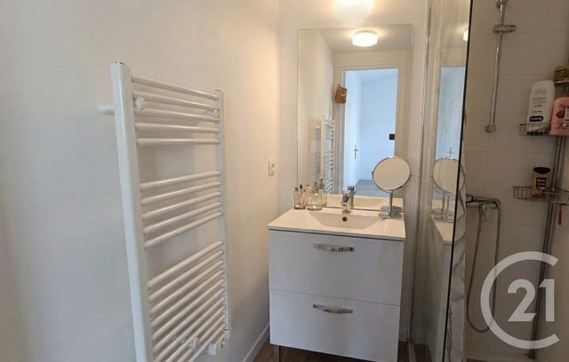 Appartement F2 &agrave; louer - 2 pi&egrave;ces - 29,60 m2 - Vaux Sur Mer - 17 - POITOU-CHARENTES