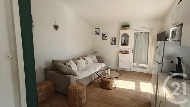 Appartement F2 &agrave; louer - 2 pi&egrave;ces - 29,60 m2 - Vaux Sur Mer - 17 - POITOU-CHARENTES