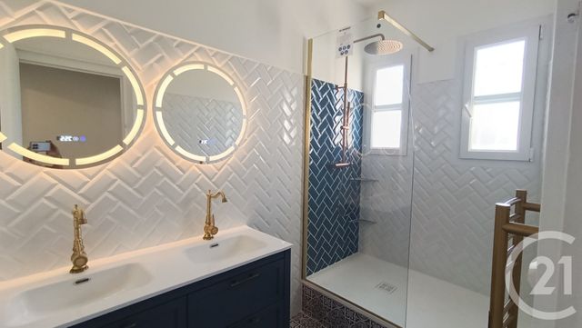 Appartement F3 &agrave; louer - 3 pi&egrave;ces - 78,13 m2 - Royan - 17 - POITOU-CHARENTES