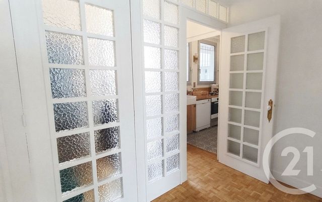 Appartement F3 &agrave; louer - 3 pi&egrave;ces - 78,13 m2 - Royan - 17 - POITOU-CHARENTES