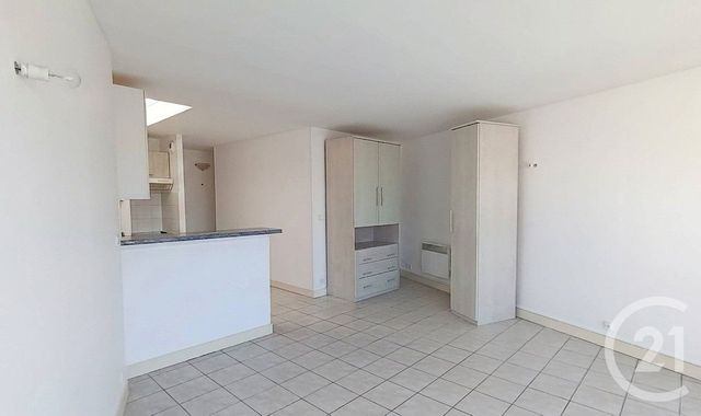 Appartement F2 &agrave; louer - 2 pi&egrave;ces - 54,53 m2 - Royan - 17 - POITOU-CHARENTES