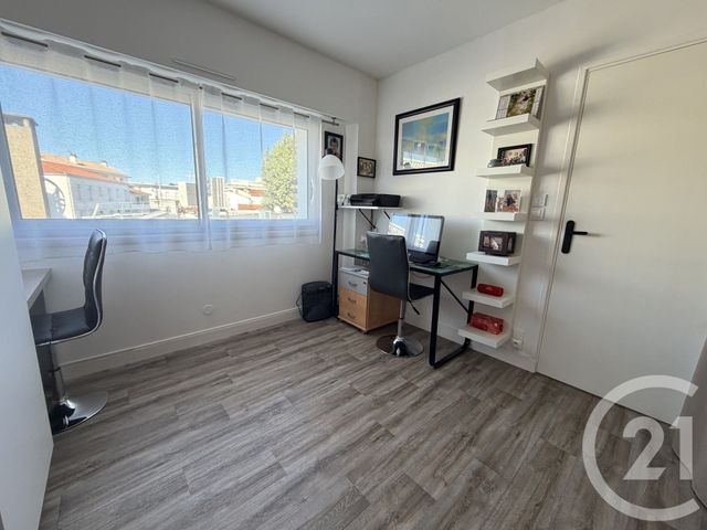 Appartement F3 &agrave; vendre - 3 pi&egrave;ces - 95,27 m2 - Royan - 17 - POITOU-CHARENTES