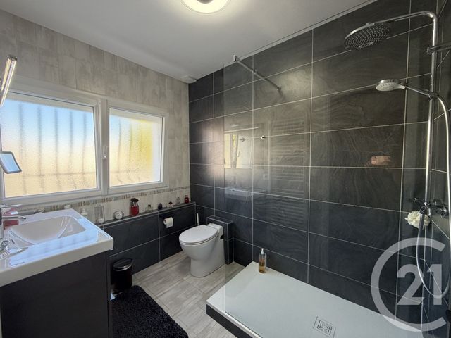 Appartement F3 &agrave; vendre - 3 pi&egrave;ces - 95,27 m2 - Royan - 17 - POITOU-CHARENTES