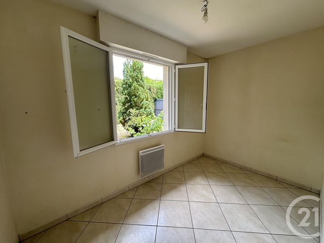Appartement F5 &agrave; louer - 5 pi&egrave;ces - 135,70 m2 - Royan - 17 - POITOU-CHARENTES