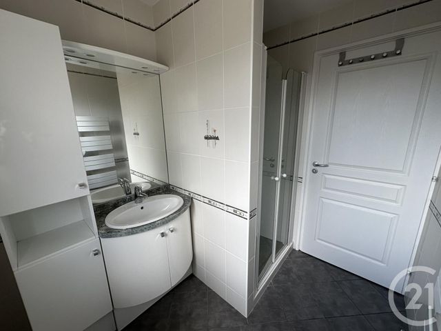 Appartement F5 &agrave; louer - 5 pi&egrave;ces - 135,70 m2 - Royan - 17 - POITOU-CHARENTES