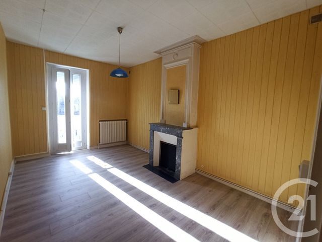 Maison &agrave; louer - 3 pi&egrave;ces - 72,71 m2 - Saujon - 17 - POITOU-CHARENTES