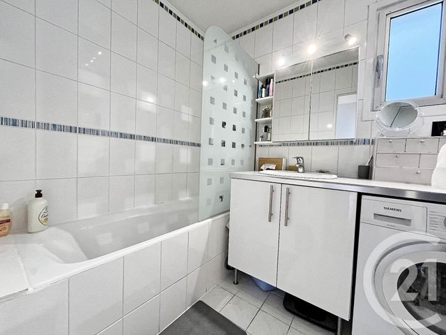 Appartement F5 &agrave; vendre - 5 pi&egrave;ces - 110,43 m2 - Courbevoie - 92 - ILE-DE-FRANCE