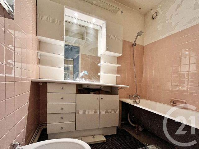 Appartement F2 &agrave; vendre - 2 pi&egrave;ces - 58,21 m2 - Courbevoie - 92 - ILE-DE-FRANCE